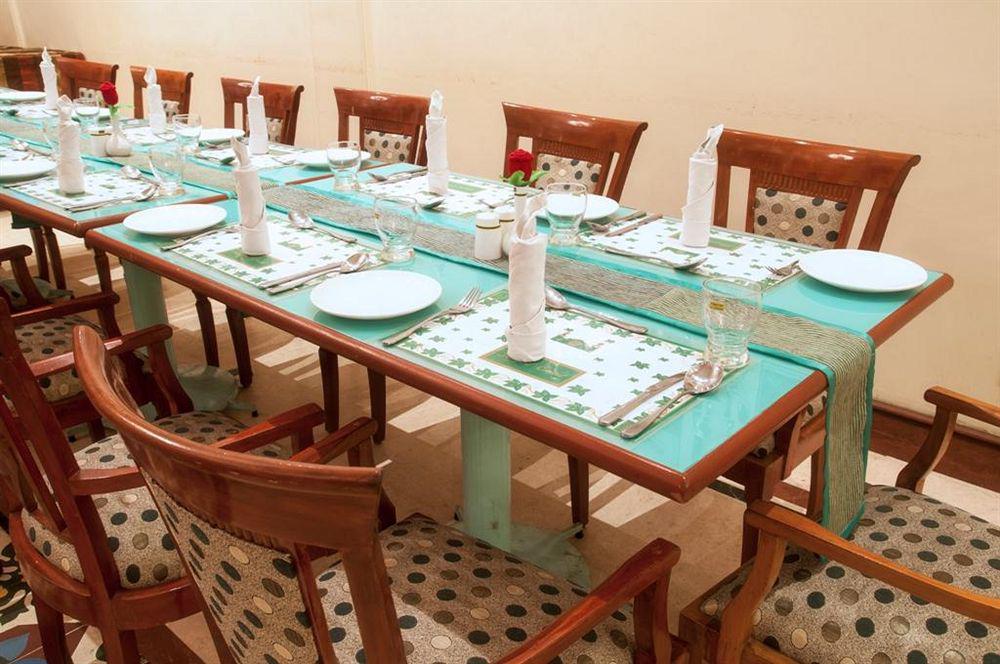 Hotel Royal Court Madurai Esterno foto