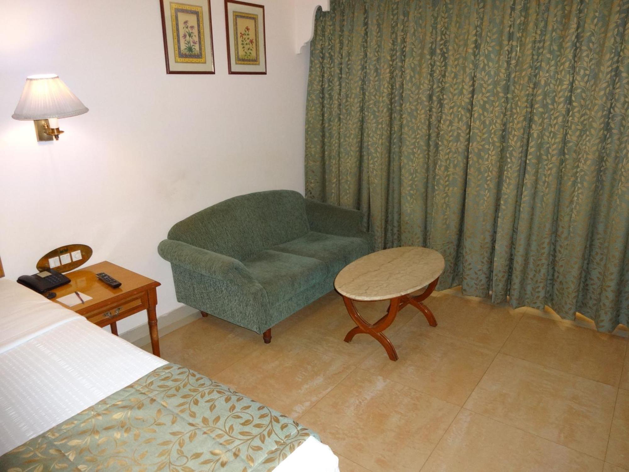 Hotel Royal Court Madurai Esterno foto