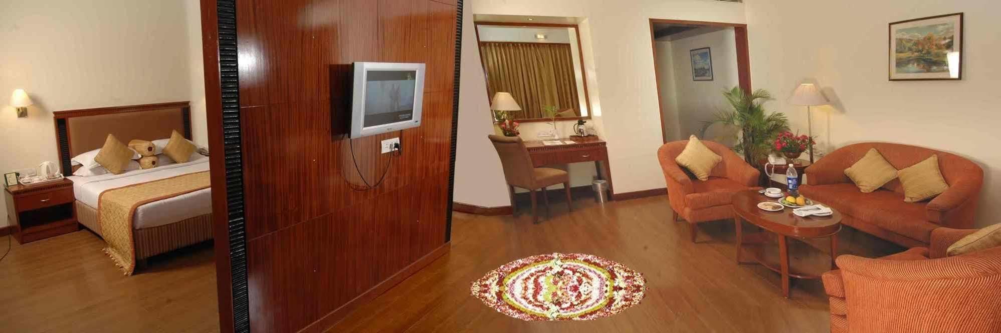 Hotel Royal Court Madurai Esterno foto