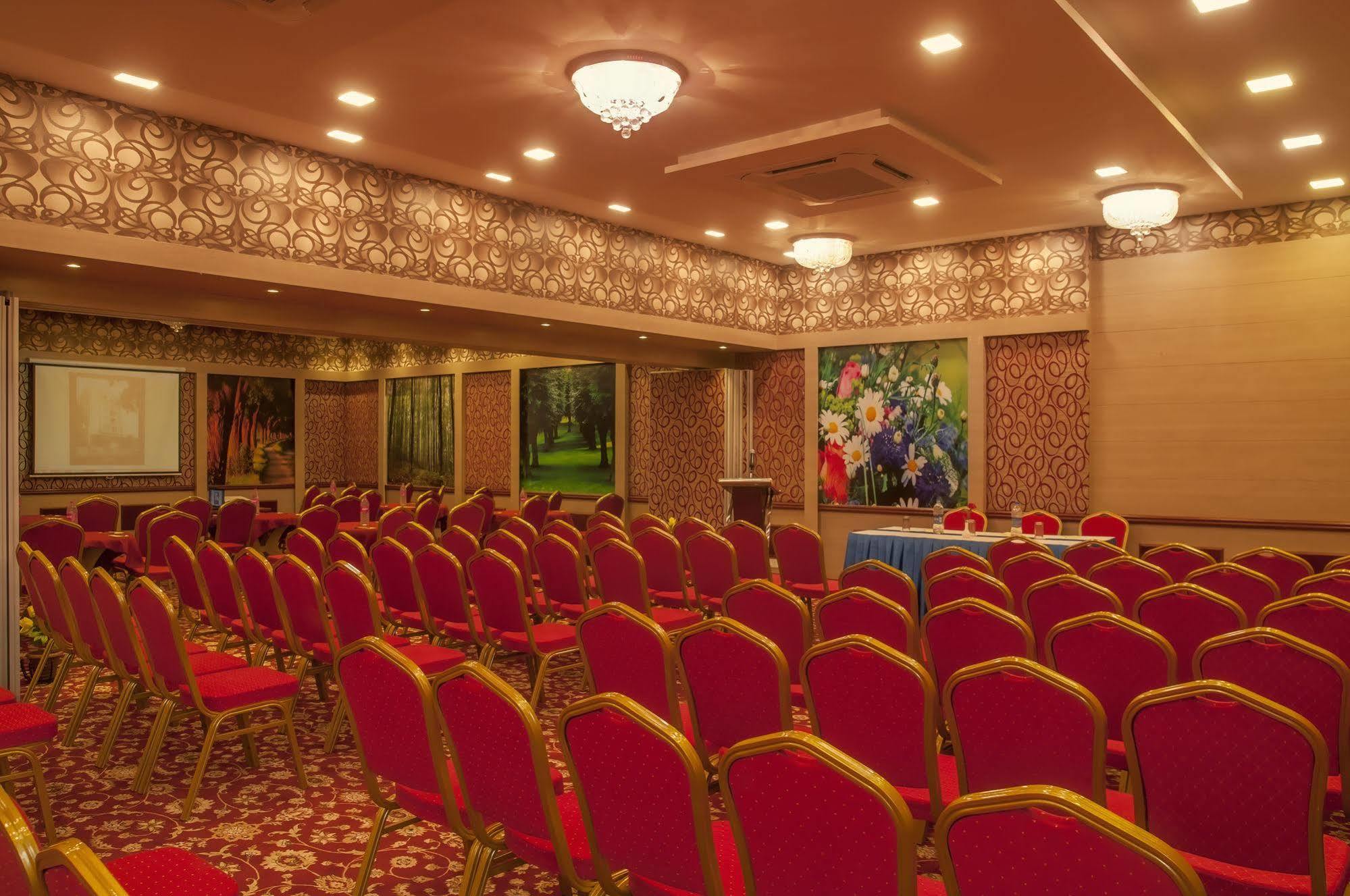 Hotel Royal Court Madurai Esterno foto