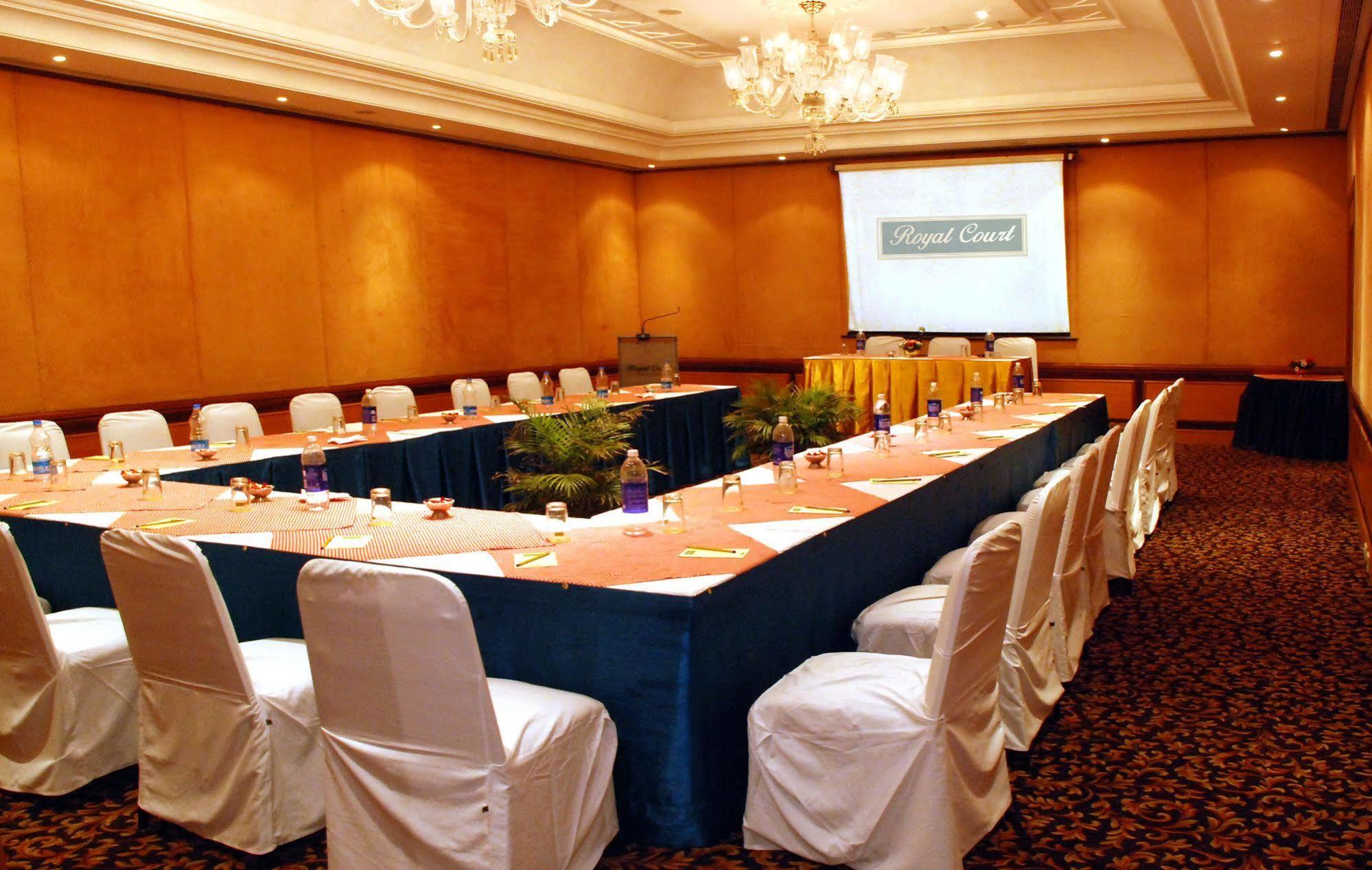 Hotel Royal Court Madurai Esterno foto