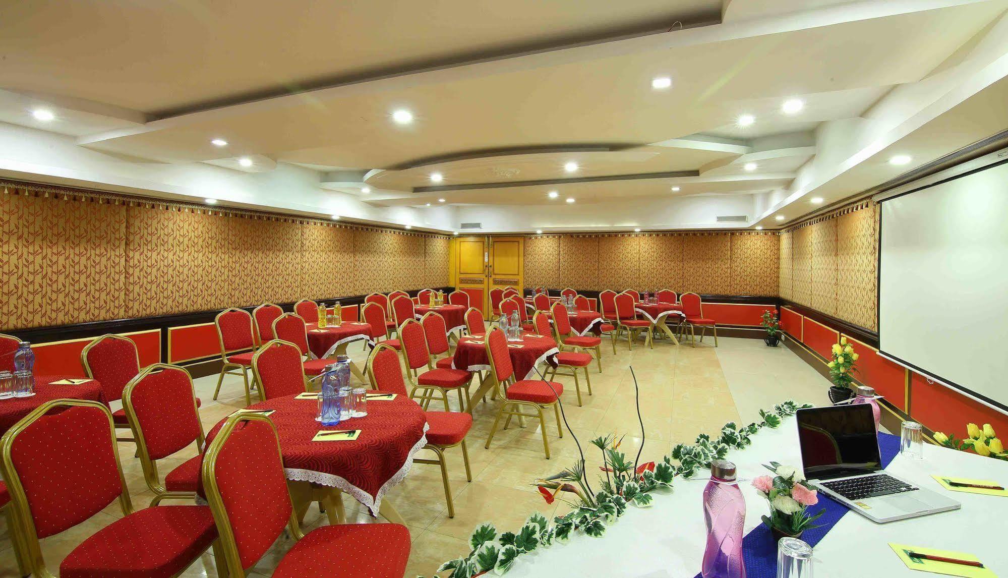 Hotel Royal Court Madurai Esterno foto