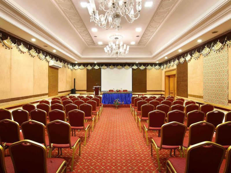 Hotel Royal Court Madurai Esterno foto