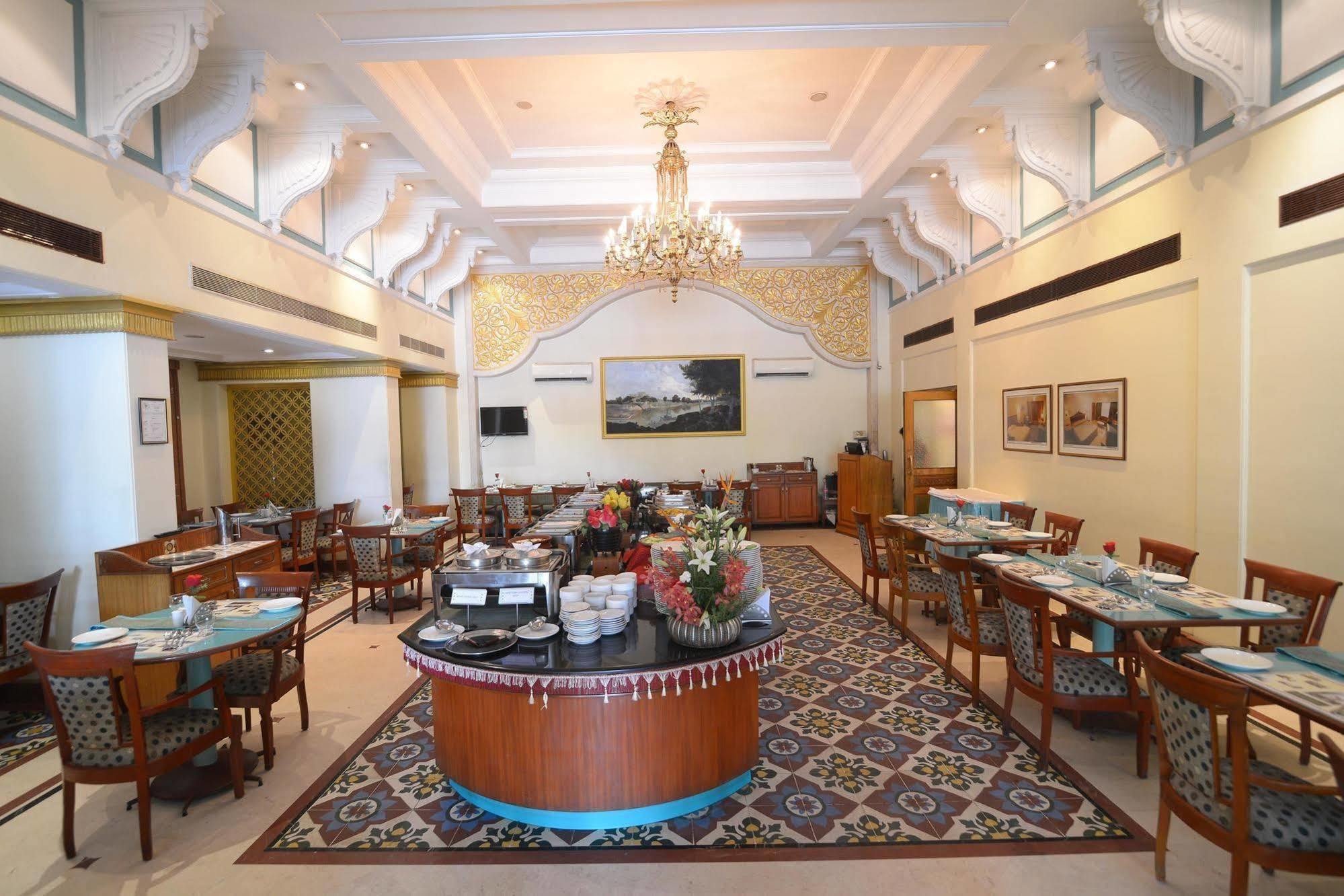 Hotel Royal Court Madurai Esterno foto